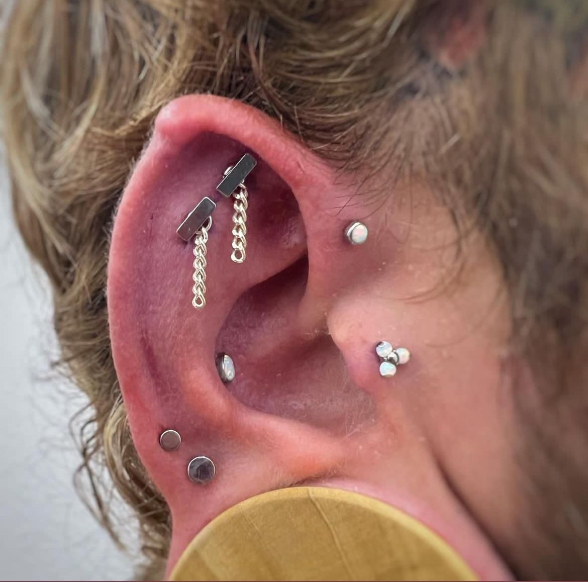 diseño de oreja piercing valencia